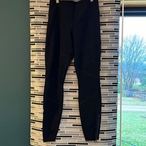 Athleta moto style leggings